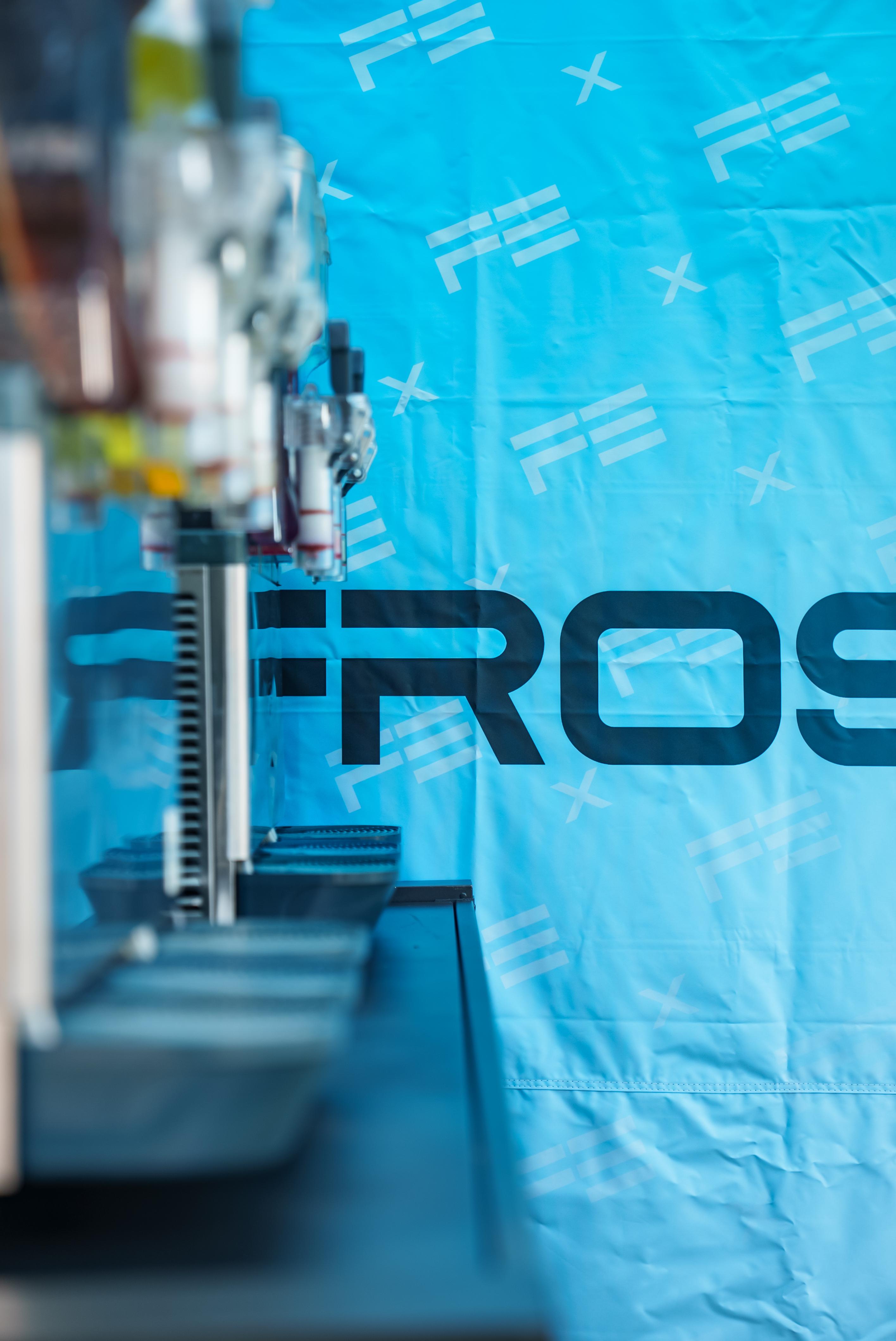 FROSTBYTE commercial slushy machine